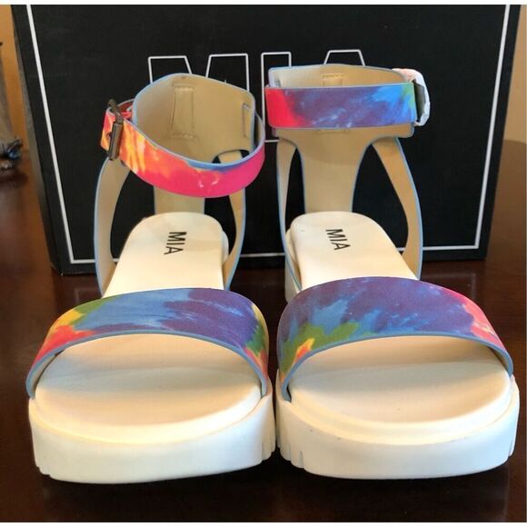 MIA - NWT - L Sz 8 "Madi" Tie-Dye Platform Sandal in Rainbow Colors & White Sole - Picture 9 of 13